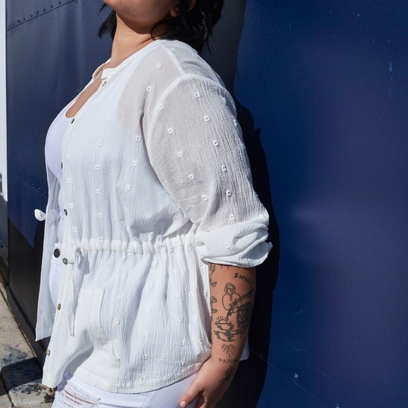 Torrid White Cotton Gauze Embroidered Jacket Womens 4X Floral Casual Comfy Retro - Picture 1 of 12